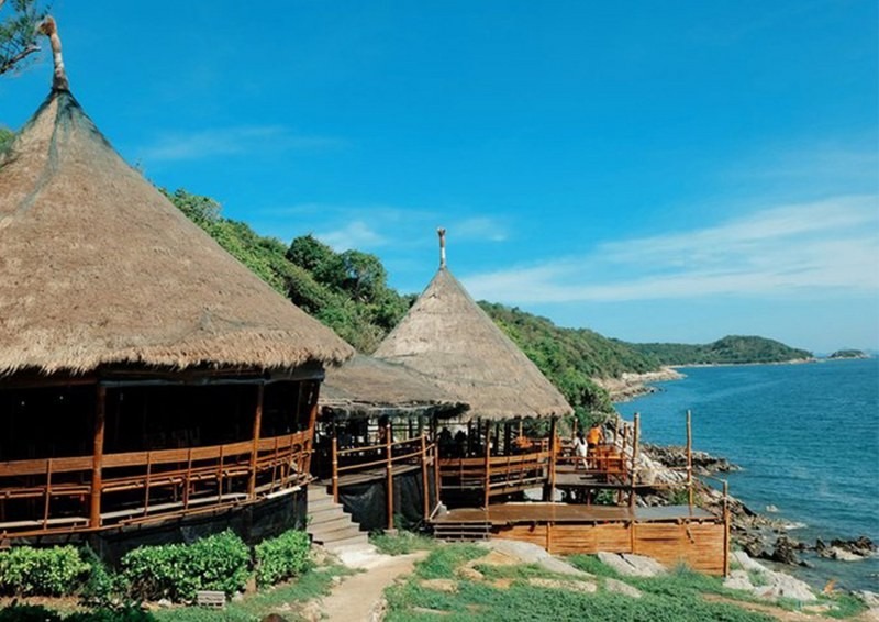 top 12+ ที่พักเกาะสีชัง 2567 ที่พักเปิดใหม่วิวสวย ดื่มด่ำบรรยากาศกลางทะเล
