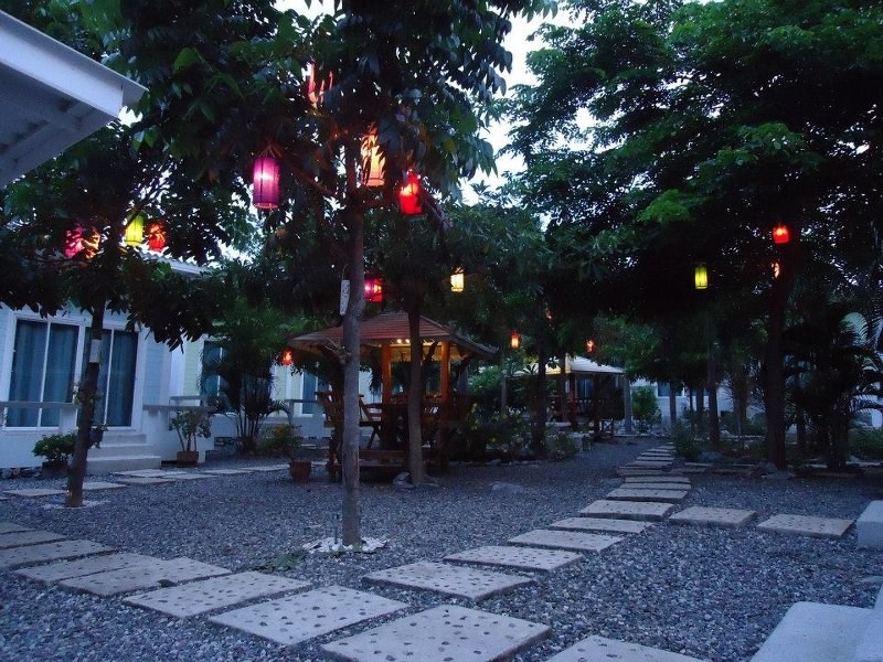 top 12+ ที่พักเกาะสีชัง 2567 ที่พักเปิดใหม่วิวสวย ดื่มด่ำบรรยากาศกลางทะเล