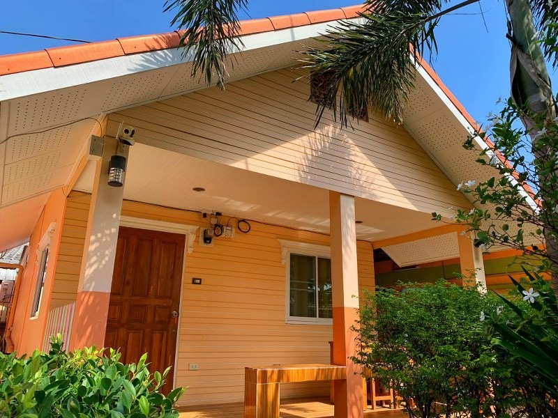 top 12+ ที่พักเกาะสีชัง 2567 ที่พักเปิดใหม่วิวสวย ดื่มด่ำบรรยากาศกลางทะเล