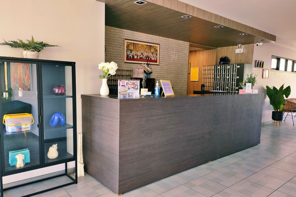 sunee view hotel, ฉะเชิงเทรา, ทรีเฮ้าส์ ฉะเชิงเทรา, ที่พักฉะเชิงเทรา, ที่พักฉะเชิงเทรา 2024, ที่พักฉะเชิงเทรา 2567, ที่พักฉะเชิงเทรา ในตัวเมือง, ที่พักแปดริ้ว, ที่พักแปดริ้ว 2024, ที่พักแปดริ้ว ในเมือง, สุณี วิวล์, อุ้ยแจม, เจเค ลิฟวิ่ง โฮเทล แอนด์ เซอร์วิส อพาร์ทเมนท์, เย็นจิต รีสอร์ท, เฮเว่น โฮเทล ฉะเชิงเทรา, แปดริ้ว, โรงแรมเดอะ บราวน์ เฮ้าส์, top 10+ ที่พักฉะเชิงเทรา ในตัวเมือง 2024 เที่ยวแปดริ้ว ไหว้หลวงพ่อโสธร สัมผัสวิถีชีวิตริมน้ำบางปะกง