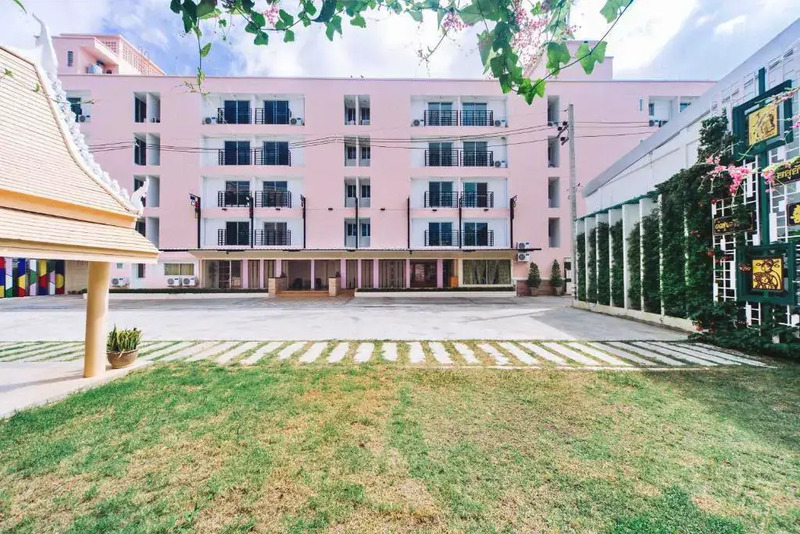 fortune d hotel phitsanulok, holatel phitsanulok, morage hotel phitsanulok, the 8 factory cafe & hostel phitsanulok, the bed hotel phitsanulok, topland hotel, wang kaeo hotel, yodia heritage hotel, ที่พักพิษณุโลก, ที่พักพิษณุโลก 2024, ที่พักพิษณุโลก 2567, ที่พักพิษณุโลก ตัวเมือง, ที่พักพิษณุโลก ใกล้วัดใหญ่, ที่พักพิษณุโลก ในตัวเมือง, ที่พักพิษณุโลก ในเมือง, ที่พักเมืองพิษณุโลก, พิษณุโลก, เดอะ 8 แฟคตอรี โฮสเทล, โรงแรม โฮลาเทล, โรงแรมท็อปแลนด์, โรงแรมฟอร์จูน ดี พิษณุโลก, โรงแรมวังแก้ว, โรงแรมฮ็อป อินน์ พิษณุโลก ถนนมิตรภาพ, โรงแรมเดอะเบด พิษณุโลก, โรงแรมเอวา, โรงแรมเอวา พิษณุโลก, โรงแรมโมราจ พิษณุโลก, โรงแรมโยเดีย เฮอริเทจ, โฮลาเทล, top 15+ ที่พักพิษณุโลก ในตัวเมือง 2024 โลเคชั่นดี เดินทางสะดวก ไม่ไกลจากวัดใหญ่