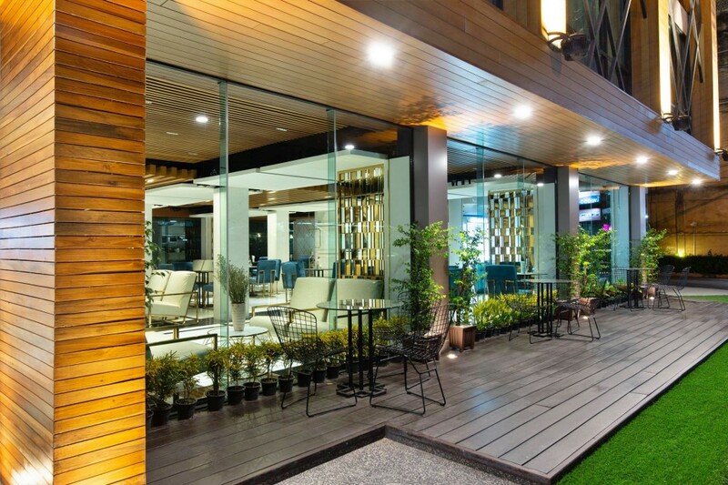 fortune d hotel phitsanulok, holatel phitsanulok, morage hotel phitsanulok, the 8 factory cafe & hostel phitsanulok, the bed hotel phitsanulok, topland hotel, wang kaeo hotel, yodia heritage hotel, ที่พักพิษณุโลก, ที่พักพิษณุโลก 2024, ที่พักพิษณุโลก 2567, ที่พักพิษณุโลก ตัวเมือง, ที่พักพิษณุโลก ใกล้วัดใหญ่, ที่พักพิษณุโลก ในตัวเมือง, ที่พักพิษณุโลก ในเมือง, ที่พักเมืองพิษณุโลก, พิษณุโลก, เดอะ 8 แฟคตอรี โฮสเทล, โรงแรม โฮลาเทล, โรงแรมท็อปแลนด์, โรงแรมฟอร์จูน ดี พิษณุโลก, โรงแรมวังแก้ว, โรงแรมฮ็อป อินน์ พิษณุโลก ถนนมิตรภาพ, โรงแรมเดอะเบด พิษณุโลก, โรงแรมเอวา, โรงแรมเอวา พิษณุโลก, โรงแรมโมราจ พิษณุโลก, โรงแรมโยเดีย เฮอริเทจ, โฮลาเทล, top 15+ ที่พักพิษณุโลก ในตัวเมือง 2024 โลเคชั่นดี เดินทางสะดวก ไม่ไกลจากวัดใหญ่