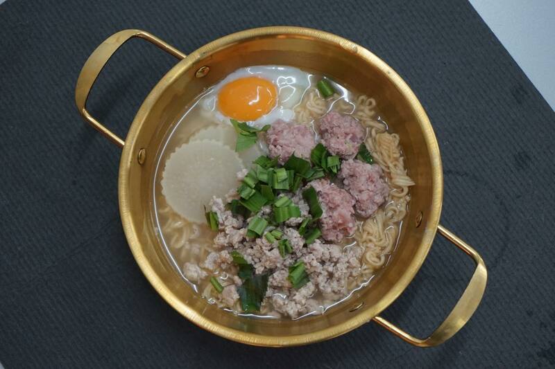 top 5+ ร้านมาม่าต้มยำหม้อไฟ แซ่บเด็ดเผ็ชชถึงทรวง!!