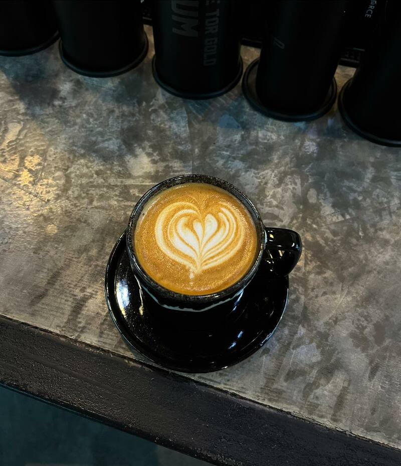 คาเฟ่ สุโขทัย ร้านบรรยากาศดี น่านั่ง : เที่ยวเมืองเก่าพร้อมนั่งร้านกาแฟชิคๆ