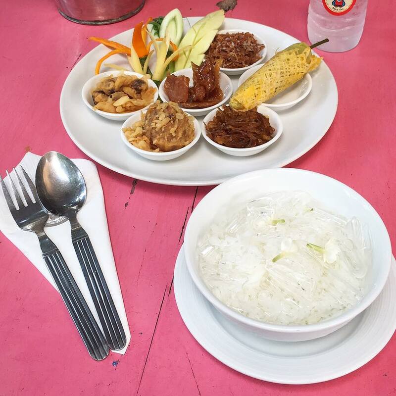 ซ.ราชครู bts อารีย์ รวมร้านอาหาร 12 ร้านเด็ด ในซ.ราชครู (พหลโยธิน5) บอกเลยไม่ธรรมดา