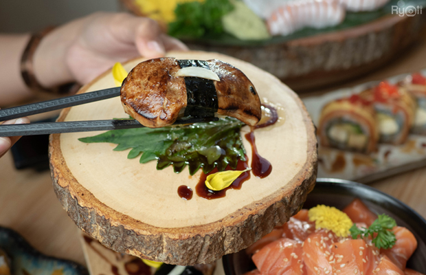 ซ.ราชครู bts อารีย์ รวมร้านอาหาร 12 ร้านเด็ด ในซ.ราชครู (พหลโยธิน5) บอกเลยไม่ธรรมดา