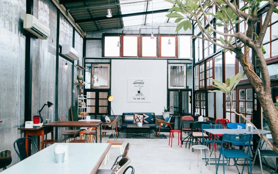 top 5+ คาเฟ่ปากเกร็ด นั่งเล่นชิลๆ ชมวิวเพลินๆ 