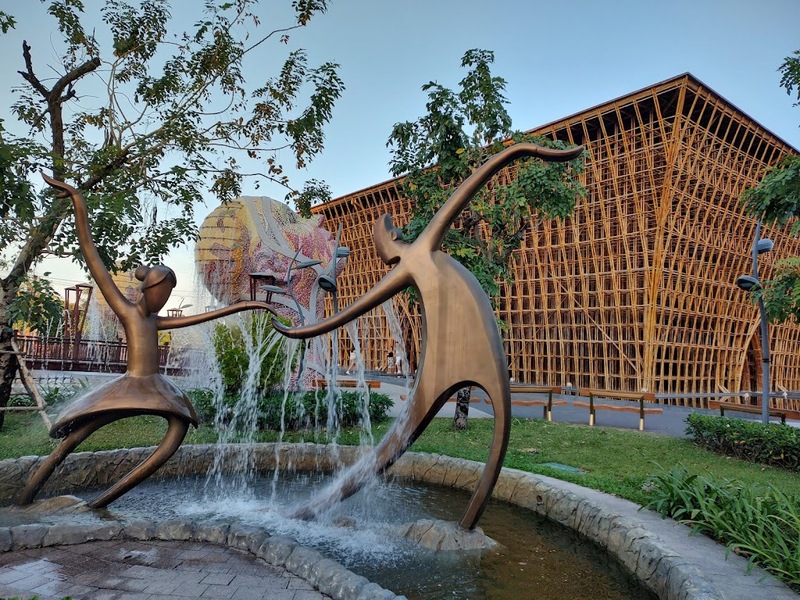 bamboo legend, dinh cau temple, grand world, hon thom cable car, hon thom island, kiss of the sea show, phu quoc night market, sunset town, teddy bear museum, the kiss bridge, vin wonders, vinpearl safari, vo trong nghia, กระเช้าลอยฟ้าที่ยาวที่สุด, กระเช้าลอยฟ้าฟูก๊วก, กระเช้าลอยฟ้าฟูโกว๊ก, ซันเซ็ท ทาวน์, ตลาดนัดกลางคืนฟูโกว๊ก, พิพิธภัณฑ์หมีเท็ดดี้แบร์, ล่องเรือแกรนด์เวิร์ล, วัดดิงชาว, วิน วันเดอร์, สวนสัตว์วินเพิร์ล ซาฟารี, สะพานจูบ, อควาเรี่ยมฟูก๊วก, อควาเรี่ยมฟูโกว๊ก, เกาะฟูก๊วก, เกาะฟูโกว๊ก, เกาะสัปปะรด, เกาะฮอนเทิม, เที่ยวเกาะฟูก๊วก, เที่ยวเกาะฟูโกว๊ก, เที่ยวเวียดนาม, เที่ยวเวียดนาม 2024, เที่ยวเวียดนาม 2567, แกรนด์ เวิร์ล, top 12+ ที่เที่ยวเกาะฟูโกว๊ก 2024 เช็คอินแลนด์มาร์คยอดฮิต ชมโชว์สุดอลังการ