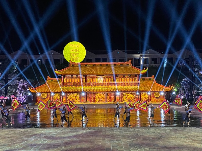 bamboo legend, dinh cau temple, grand world, hon thom cable car, hon thom island, kiss of the sea show, phu quoc night market, sunset town, teddy bear museum, the kiss bridge, vin wonders, vinpearl safari, vo trong nghia, กระเช้าลอยฟ้าที่ยาวที่สุด, กระเช้าลอยฟ้าฟูก๊วก, กระเช้าลอยฟ้าฟูโกว๊ก, ซันเซ็ท ทาวน์, ตลาดนัดกลางคืนฟูโกว๊ก, พิพิธภัณฑ์หมีเท็ดดี้แบร์, ล่องเรือแกรนด์เวิร์ล, วัดดิงชาว, วิน วันเดอร์, สวนสัตว์วินเพิร์ล ซาฟารี, สะพานจูบ, อควาเรี่ยมฟูก๊วก, อควาเรี่ยมฟูโกว๊ก, เกาะฟูก๊วก, เกาะฟูโกว๊ก, เกาะสัปปะรด, เกาะฮอนเทิม, เที่ยวเกาะฟูก๊วก, เที่ยวเกาะฟูโกว๊ก, เที่ยวเวียดนาม, เที่ยวเวียดนาม 2024, เที่ยวเวียดนาม 2567, แกรนด์ เวิร์ล, top 12+ ที่เที่ยวเกาะฟูโกว๊ก 2024 เช็คอินแลนด์มาร์คยอดฮิต ชมโชว์สุดอลังการ