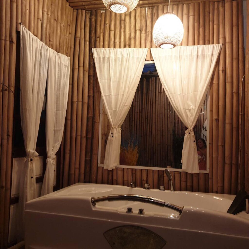 แวะพัก ! บ้านเย็นจิต เกาะล้าน สะดวดสบาย ครบครัน