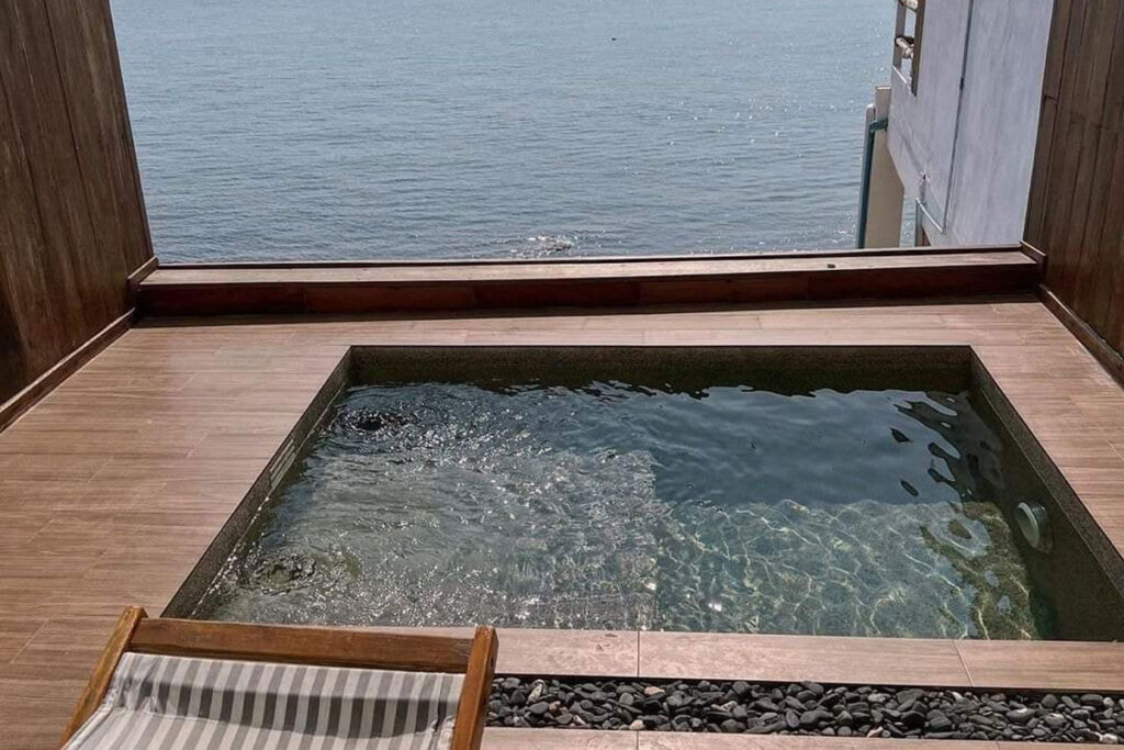 บอกต่อ! 7 ที่พักเกาะล้าน แนะนำ กันเลย พักสบาย มุมถ่ายรูปเยอะ