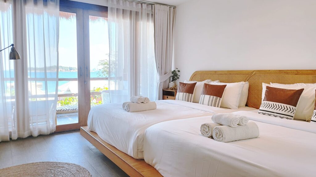 บอกต่อ! 7 ที่พักเกาะล้าน แนะนำ กันเลย พักสบาย มุมถ่ายรูปเยอะ