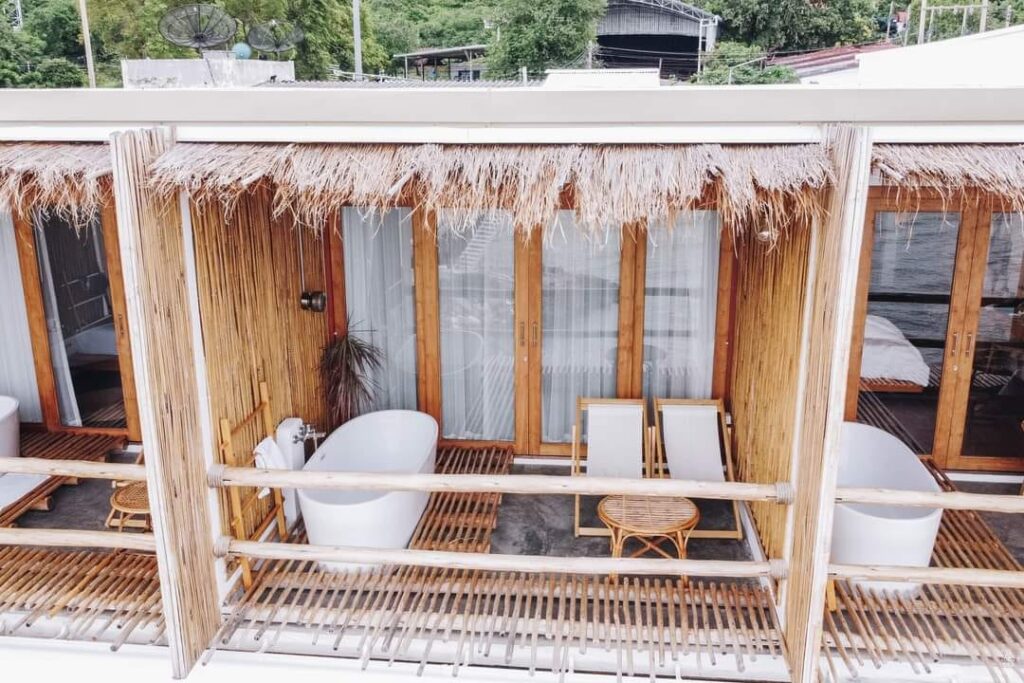 บอกต่อ! 7 ที่พักเกาะล้าน แนะนำ กันเลย พักสบาย มุมถ่ายรูปเยอะ