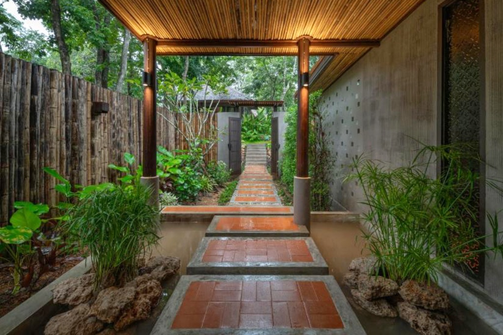 bellissimo cafe & resort, bibury resort, release pool villa resort, rewild camp&cafe, swiss valley สวนผึ้ง, terrua main ten villa, ขุนเขา ตำนาน ไพร, ที่พักสวนผึ้ง, ที่พักสวนผึ้ง 2024, ที่พักสวนผึ้ง 2025, ที่พักสวนผึ้ง 2567, ที่พักสวนผึ้ง 2568, ที่พักสวนผึ้ง มีสระว่ายน้ํา, ที่พักสวนผึ้ง สวยๆ, ที่พักสวนผึ้ง แนะนำ, บางเวลา สวนผึ้ง รีสอร์ท, บ้านอ้อมกอดขุนเขา, ปั้นหยา ชาเล่ต์ รีสอร์ท, พนาลี โฮม แอนด์ แคมปิ้ง, พอเพลิน ฮิบรีสอร์ท, รัก ณ สวนผึ้ง รีสอร์ท, รีลีส พูล วิลล่า รีสอร์ท, รีสอร์ท สวนผึ้ง, ลา ทอสคาน่า รีสอร์ท, ลาโพรวองซ์ สวนผึ้ง, วิลล่า โมรีดา, วิลลาทัสคานี คันทรี รีสอร์ท, สวิส วัลเลย์ ฮิพ รีสอร์ท, สแตมป์ ฮิลล์ รีสอร์ต, อัศจารา รีสอร์ท, อาสคาญ่า บูติค รีสอร์ท, เดอะ โลเคชั่น รีสอร์ท, เดอะบันยัน ลีฟ รีสอร์ท, เทอรัว เมน เท็น วิลล่า, แดนดิไลออน สวนผึ้ง, แทมมารีน วิลล่า, ไบบุรี รีสอร์ท, ไฮซีน รีสอร์ท, top 20+ ที่พักสวนผึ้ง 2024 บรรยากาศธรรมชาติ พักผ่อนกลางหุบเขา