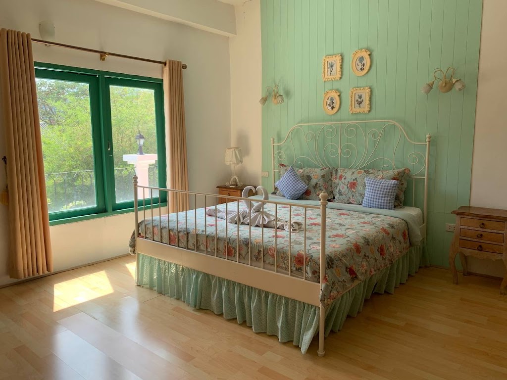 bellissimo cafe & resort, bibury resort, release pool villa resort, rewild camp&cafe, swiss valley สวนผึ้ง, terrua main ten villa, ขุนเขา ตำนาน ไพร, ที่พักสวนผึ้ง, ที่พักสวนผึ้ง 2024, ที่พักสวนผึ้ง 2025, ที่พักสวนผึ้ง 2567, ที่พักสวนผึ้ง 2568, ที่พักสวนผึ้ง มีสระว่ายน้ํา, ที่พักสวนผึ้ง สวยๆ, ที่พักสวนผึ้ง แนะนำ, บางเวลา สวนผึ้ง รีสอร์ท, บ้านอ้อมกอดขุนเขา, ปั้นหยา ชาเล่ต์ รีสอร์ท, พนาลี โฮม แอนด์ แคมปิ้ง, พอเพลิน ฮิบรีสอร์ท, รัก ณ สวนผึ้ง รีสอร์ท, รีลีส พูล วิลล่า รีสอร์ท, รีสอร์ท สวนผึ้ง, ลา ทอสคาน่า รีสอร์ท, ลาโพรวองซ์ สวนผึ้ง, วิลล่า โมรีดา, วิลลาทัสคานี คันทรี รีสอร์ท, สวิส วัลเลย์ ฮิพ รีสอร์ท, สแตมป์ ฮิลล์ รีสอร์ต, อัศจารา รีสอร์ท, อาสคาญ่า บูติค รีสอร์ท, เดอะ โลเคชั่น รีสอร์ท, เดอะบันยัน ลีฟ รีสอร์ท, เทอรัว เมน เท็น วิลล่า, แดนดิไลออน สวนผึ้ง, แทมมารีน วิลล่า, ไบบุรี รีสอร์ท, ไฮซีน รีสอร์ท, top 20+ ที่พักสวนผึ้ง 2024 บรรยากาศธรรมชาติ พักผ่อนกลางหุบเขา