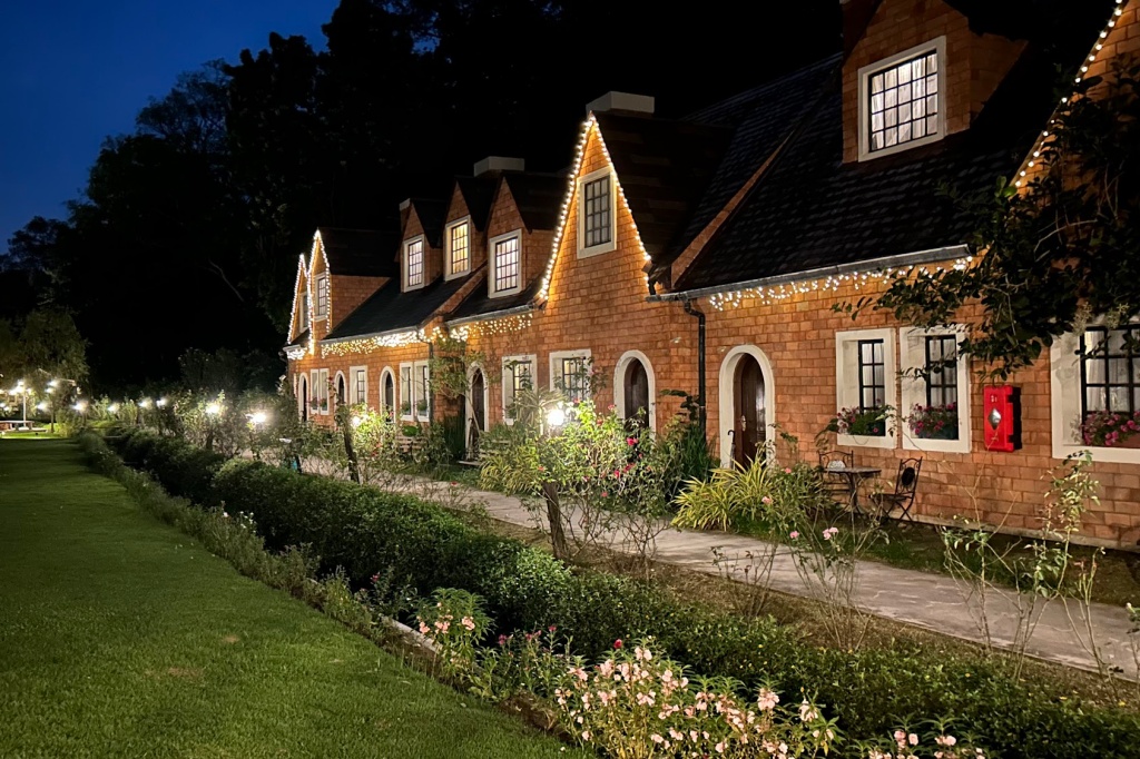 bellissimo cafe & resort, bibury resort, release pool villa resort, rewild camp&cafe, swiss valley สวนผึ้ง, terrua main ten villa, ขุนเขา ตำนาน ไพร, ที่พักสวนผึ้ง, ที่พักสวนผึ้ง 2024, ที่พักสวนผึ้ง 2025, ที่พักสวนผึ้ง 2567, ที่พักสวนผึ้ง 2568, ที่พักสวนผึ้ง มีสระว่ายน้ํา, ที่พักสวนผึ้ง สวยๆ, ที่พักสวนผึ้ง แนะนำ, บางเวลา สวนผึ้ง รีสอร์ท, บ้านอ้อมกอดขุนเขา, ปั้นหยา ชาเล่ต์ รีสอร์ท, พนาลี โฮม แอนด์ แคมปิ้ง, พอเพลิน ฮิบรีสอร์ท, รัก ณ สวนผึ้ง รีสอร์ท, รีลีส พูล วิลล่า รีสอร์ท, รีสอร์ท สวนผึ้ง, ลา ทอสคาน่า รีสอร์ท, ลาโพรวองซ์ สวนผึ้ง, วิลล่า โมรีดา, วิลลาทัสคานี คันทรี รีสอร์ท, สวิส วัลเลย์ ฮิพ รีสอร์ท, สแตมป์ ฮิลล์ รีสอร์ต, อัศจารา รีสอร์ท, อาสคาญ่า บูติค รีสอร์ท, เดอะ โลเคชั่น รีสอร์ท, เดอะบันยัน ลีฟ รีสอร์ท, เทอรัว เมน เท็น วิลล่า, แดนดิไลออน สวนผึ้ง, แทมมารีน วิลล่า, ไบบุรี รีสอร์ท, ไฮซีน รีสอร์ท, top 20+ ที่พักสวนผึ้ง 2024 บรรยากาศธรรมชาติ พักผ่อนกลางหุบเขา