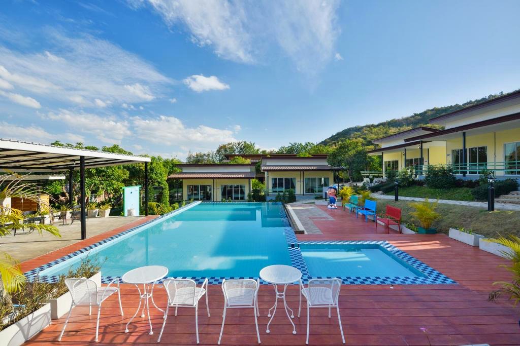 bellissimo cafe & resort, bibury resort, release pool villa resort, rewild camp&cafe, swiss valley สวนผึ้ง, terrua main ten villa, ขุนเขา ตำนาน ไพร, ที่พักสวนผึ้ง, ที่พักสวนผึ้ง 2024, ที่พักสวนผึ้ง 2025, ที่พักสวนผึ้ง 2567, ที่พักสวนผึ้ง 2568, ที่พักสวนผึ้ง มีสระว่ายน้ํา, ที่พักสวนผึ้ง สวยๆ, ที่พักสวนผึ้ง แนะนำ, บางเวลา สวนผึ้ง รีสอร์ท, บ้านอ้อมกอดขุนเขา, ปั้นหยา ชาเล่ต์ รีสอร์ท, พนาลี โฮม แอนด์ แคมปิ้ง, พอเพลิน ฮิบรีสอร์ท, รัก ณ สวนผึ้ง รีสอร์ท, รีลีส พูล วิลล่า รีสอร์ท, รีสอร์ท สวนผึ้ง, ลา ทอสคาน่า รีสอร์ท, ลาโพรวองซ์ สวนผึ้ง, วิลล่า โมรีดา, วิลลาทัสคานี คันทรี รีสอร์ท, สวิส วัลเลย์ ฮิพ รีสอร์ท, สแตมป์ ฮิลล์ รีสอร์ต, อัศจารา รีสอร์ท, อาสคาญ่า บูติค รีสอร์ท, เดอะ โลเคชั่น รีสอร์ท, เดอะบันยัน ลีฟ รีสอร์ท, เทอรัว เมน เท็น วิลล่า, แดนดิไลออน สวนผึ้ง, แทมมารีน วิลล่า, ไบบุรี รีสอร์ท, ไฮซีน รีสอร์ท, top 20+ ที่พักสวนผึ้ง 2024 บรรยากาศธรรมชาติ พักผ่อนกลางหุบเขา