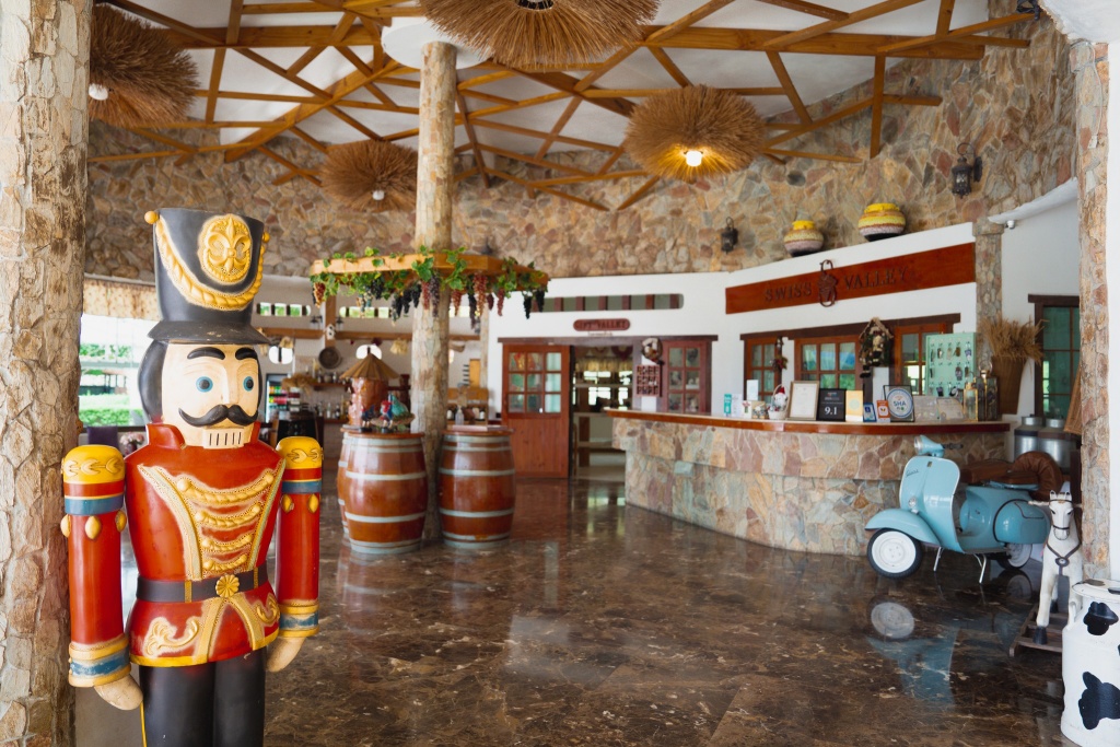 bellissimo cafe & resort, bibury resort, release pool villa resort, rewild camp&cafe, swiss valley สวนผึ้ง, terrua main ten villa, ขุนเขา ตำนาน ไพร, ที่พักสวนผึ้ง, ที่พักสวนผึ้ง 2024, ที่พักสวนผึ้ง 2025, ที่พักสวนผึ้ง 2567, ที่พักสวนผึ้ง 2568, ที่พักสวนผึ้ง มีสระว่ายน้ํา, ที่พักสวนผึ้ง สวยๆ, ที่พักสวนผึ้ง แนะนำ, บางเวลา สวนผึ้ง รีสอร์ท, บ้านอ้อมกอดขุนเขา, ปั้นหยา ชาเล่ต์ รีสอร์ท, พนาลี โฮม แอนด์ แคมปิ้ง, พอเพลิน ฮิบรีสอร์ท, รัก ณ สวนผึ้ง รีสอร์ท, รีลีส พูล วิลล่า รีสอร์ท, รีสอร์ท สวนผึ้ง, ลา ทอสคาน่า รีสอร์ท, ลาโพรวองซ์ สวนผึ้ง, วิลล่า โมรีดา, วิลลาทัสคานี คันทรี รีสอร์ท, สวิส วัลเลย์ ฮิพ รีสอร์ท, สแตมป์ ฮิลล์ รีสอร์ต, อัศจารา รีสอร์ท, อาสคาญ่า บูติค รีสอร์ท, เดอะ โลเคชั่น รีสอร์ท, เดอะบันยัน ลีฟ รีสอร์ท, เทอรัว เมน เท็น วิลล่า, แดนดิไลออน สวนผึ้ง, แทมมารีน วิลล่า, ไบบุรี รีสอร์ท, ไฮซีน รีสอร์ท, top 20+ ที่พักสวนผึ้ง 2024 บรรยากาศธรรมชาติ พักผ่อนกลางหุบเขา