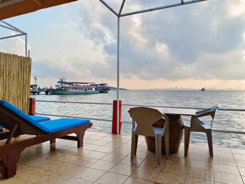 top 8+ pool villa เกาะล้าน บอกต่อความสวย ท่ามกลางธรรมชาติ