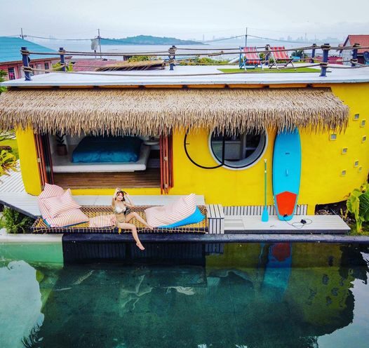 top 8+ พูลวิลล่า เกาะล้าน 10 คนติดทะเล สบาย สดชื่นกันยกแก็งค์