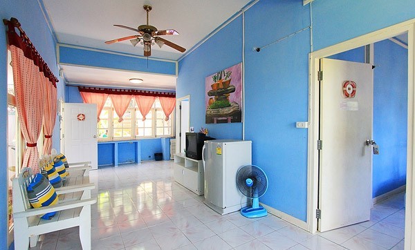 top 8+ พูลวิลล่า เกาะล้าน 15 คน พื้นที่กว้าง ปาร์ตี้ปิ้งย่างชิลด์ๆ