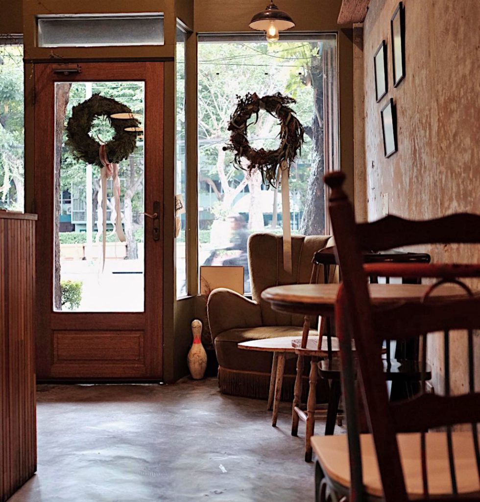 a keen house, anonymous coffee, caffe olives, camin cuisine & cafe, come escape cafe, fats and angry, flerwows, found cafe, green & been, huus plate, nana coffee roasters, natura cafe, natura garden cafe, ninetail on radio cafe, oakland cafe x restaurant, other cafe, other cafe รางน้ำ, rolling roasters, scene secret house, snog xx, vanillian inc., walden home cafe, ขมิ้น คาเฟ่, คาเฟ่ กทม, คาเฟ่ กรุงเทพ, คาเฟ่ ในกรุงเทพ, คาเฟ่กรุงเทพ, คาเฟ่กรุงเทพ 2024, คาเฟ่กรุงเทพ 2567, คาเฟ่น่ารัก, คาเฟ่ฝั่งธน, คาเฟ่สวย, คาเฟ่และบาร์กทม., คาเฟ่ใกล้ฉัน, คาเฟ่ในกรุงเทพ 2024, คาเฟ่ในกรุงเทพ 2567, บาร์ในกรุงเทพ, อะนอนีมัสคอฟฟี่, เฟลอวาวซ์ คาเฟ่, แนทชูล่า คาเฟ่, โรลลิ่ง โรสเตอร์, top 20+ คาเฟ่กรุงเทพ 2024 บรรยากาศดี น่านั่ง จิบชากาแฟชิลล์ ๆ พร้อมมุมถ่ายรูปเล่นส้วยสวย