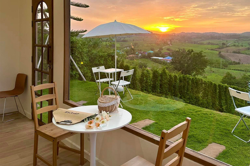 top 10+ คาเฟ่เขาใหญ่ สุดฮิตท่ามกลางธรรมชาติสวนดอกไม้และวิวภูเขา