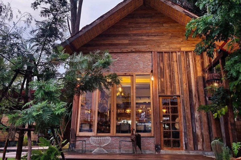 top 10+ คาเฟ่เขาใหญ่ สุดฮิตท่ามกลางธรรมชาติสวนดอกไม้และวิวภูเขา