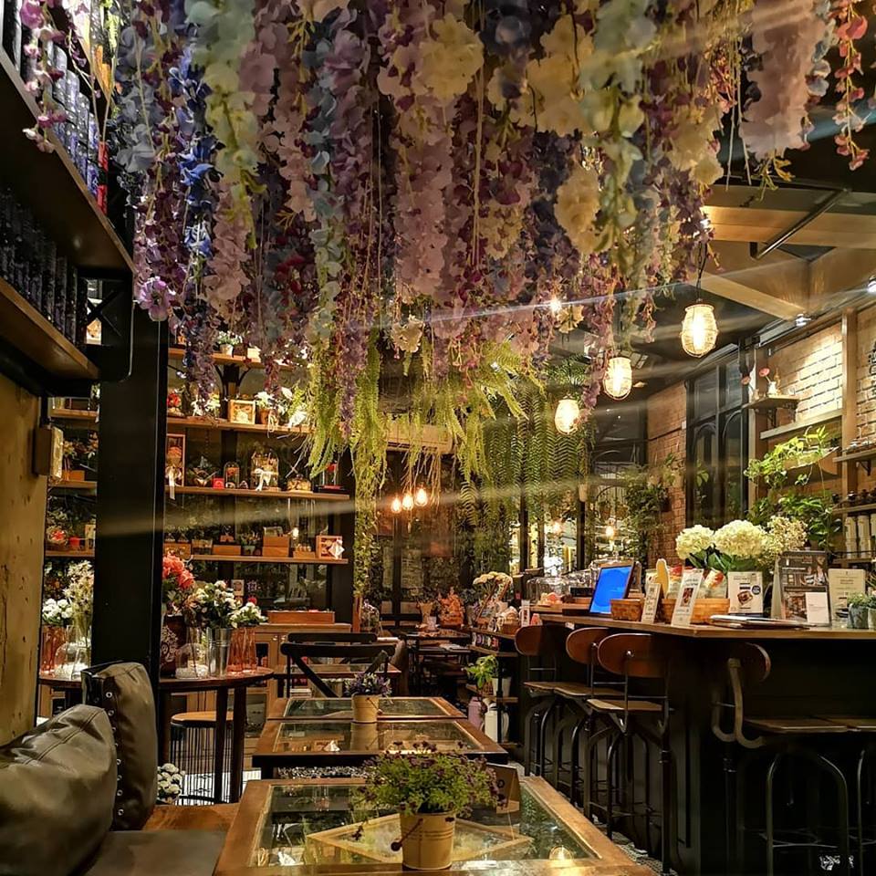 eight thonglor ร้านอาหารเด็ดๆ บรรยากาศดี ทั้งคาเฟ่ และอีกมากมาย!