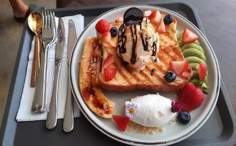 top 5+ คาเฟ่ จ.อุบลราชธานี ร้านสะอาด นั่งสบาย ถ่ายรูปสุดปัง !!!