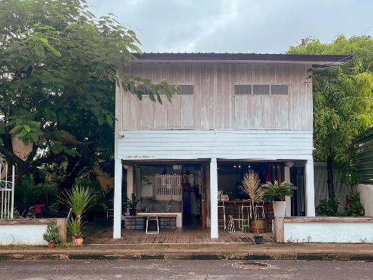 top 5+ คาเฟ่ จ.อุบลราชธานี ร้านสะอาด นั่งสบาย ถ่ายรูปสุดปัง !!!