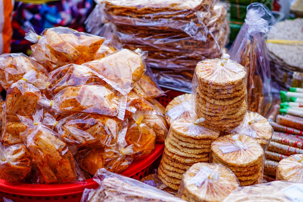 bai da obama, carp dragon, da nang cathedral, dragon bridge, hai van pass, linh ung temple, love bridge, son tra marina, son tra night market, the marble mountain, คาร์ปดราก้อน, คาร์ฟดราก้อน, ช่องเขาไฮวัน, ตลาดนัดกลางคืนเซินตรา, ตลาดฮาน, ตลาดเก่าดานัง, ที่เที่ยวดานัง, บานาฮิลล์, ภูเขาหินอ่อน, วัดหลินอึ๋ง, สะพานมังกร, สะพานมือ, สะพานแห่งความรัก, หาดหินโอบามา, อุโมงค์ไฮวัน, เจ้าแม่กวนอิม ดานัง, เที่ยวดานัง, เที่ยวดานัง 2024, เที่ยวดานัง 2567, แลนด์มาร์คดานัง, โบสถ์คริสต์ ดานัง, top 12+ ที่เที่ยวดานัง 2024 ดูมังกรพ่นไฟ เช็คอินแลนด์มาร์คยอดฮิต