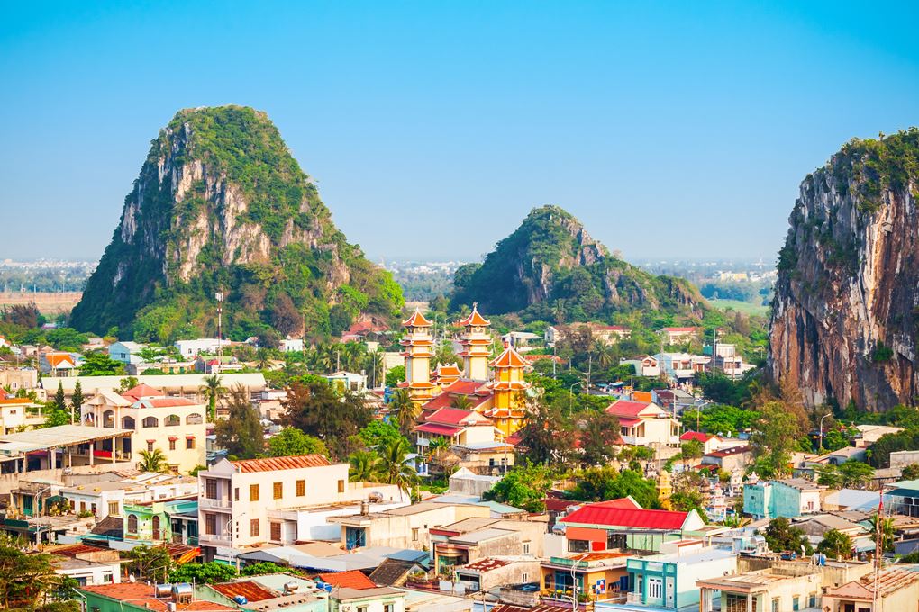 bai da obama, carp dragon, da nang cathedral, dragon bridge, hai van pass, linh ung temple, love bridge, son tra marina, son tra night market, the marble mountain, คาร์ปดราก้อน, คาร์ฟดราก้อน, ช่องเขาไฮวัน, ตลาดนัดกลางคืนเซินตรา, ตลาดฮาน, ตลาดเก่าดานัง, ที่เที่ยวดานัง, บานาฮิลล์, ภูเขาหินอ่อน, วัดหลินอึ๋ง, สะพานมังกร, สะพานมือ, สะพานแห่งความรัก, หาดหินโอบามา, อุโมงค์ไฮวัน, เจ้าแม่กวนอิม ดานัง, เที่ยวดานัง, เที่ยวดานัง 2024, เที่ยวดานัง 2567, แลนด์มาร์คดานัง, โบสถ์คริสต์ ดานัง, top 12+ ที่เที่ยวดานัง 2024 ดูมังกรพ่นไฟ เช็คอินแลนด์มาร์คยอดฮิต